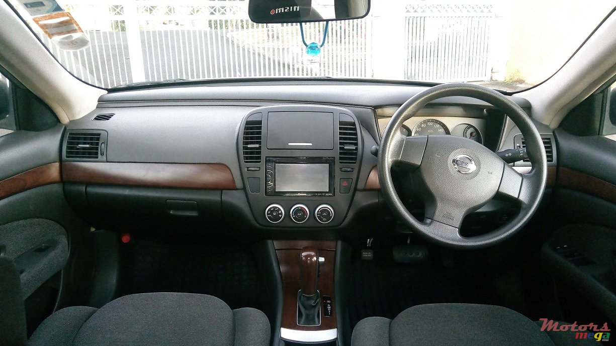 2008' Nissan Bluebird photo #6