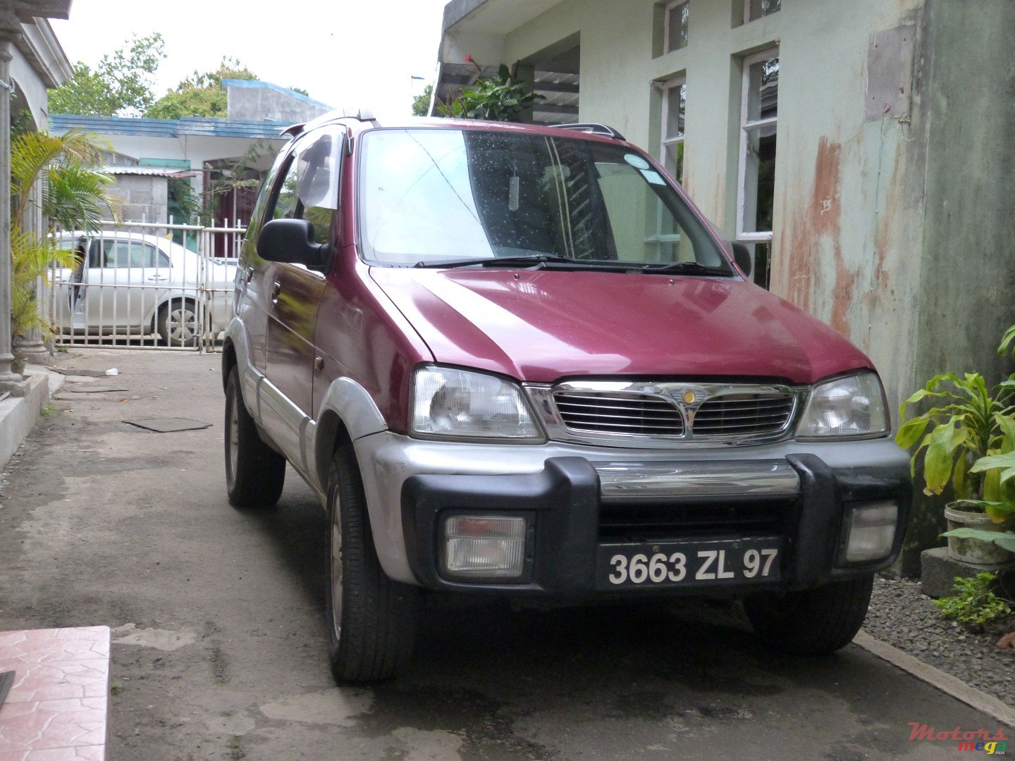 1997' Daihatsu Terios 4x4 photo #1