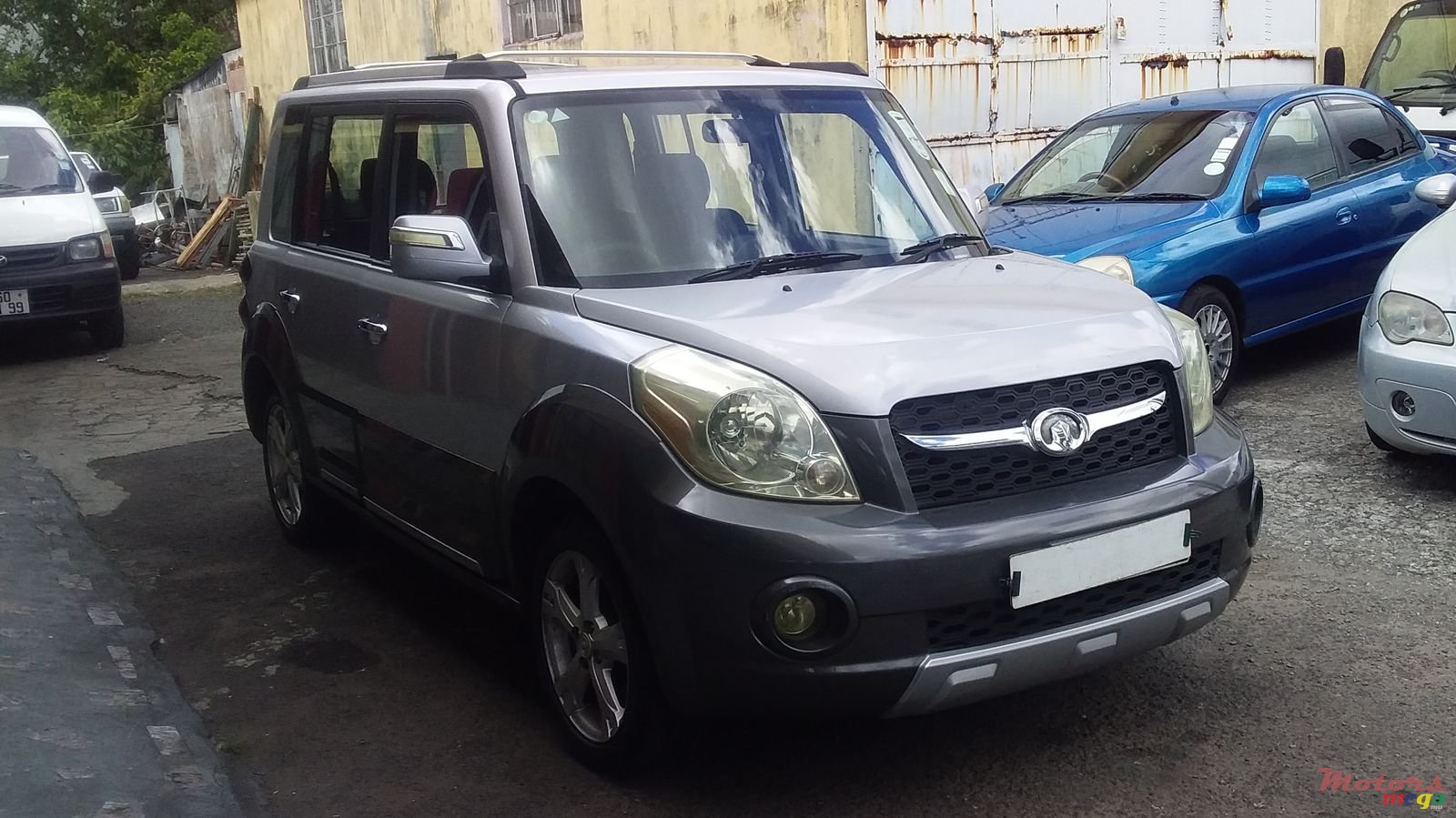 2011' GWM Haval M2 Elite photo #1