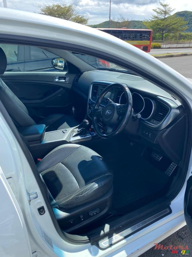 2014' Kia Optima photo #7