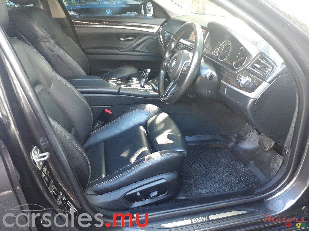 2014' BMW 520 photo #5