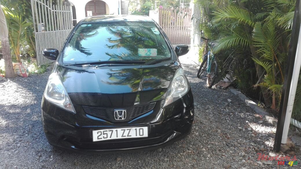 2010' Honda Fit photo #1