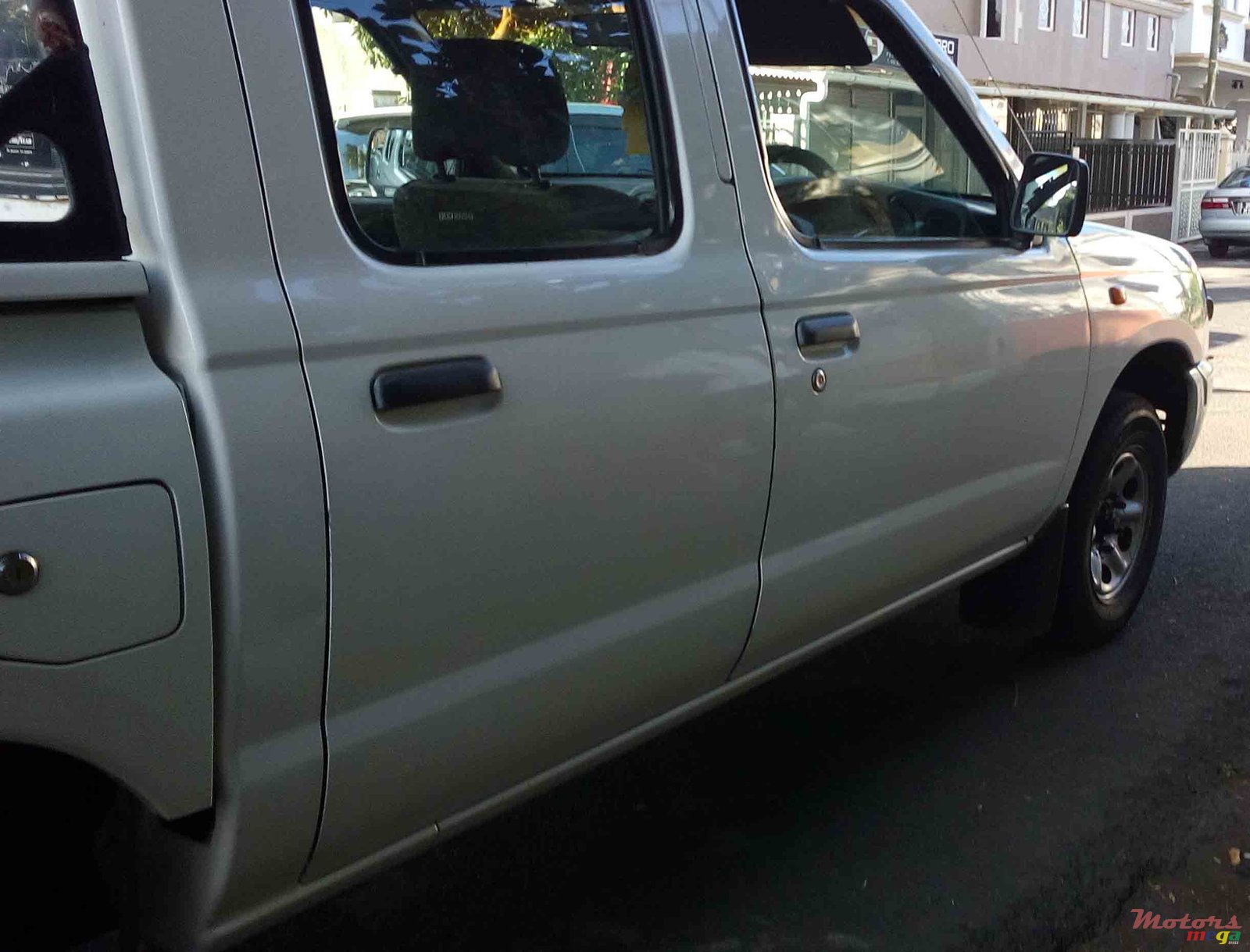 2003' Nissan photo #2