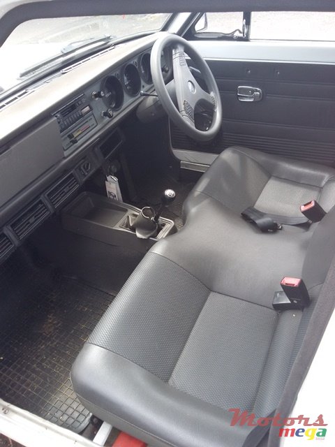 2009' Nissan Pickup photo #3