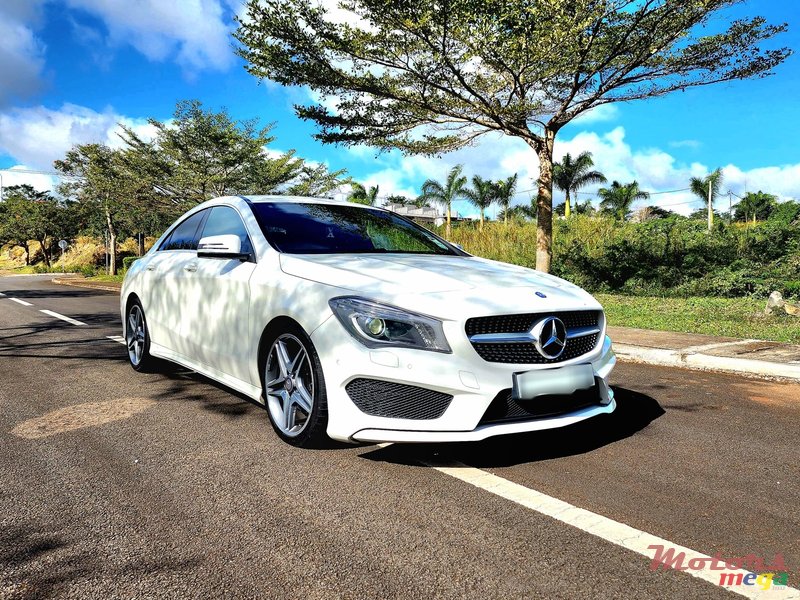 2014' Mercedes-Benz CLA 180 AMG PACK photo #1