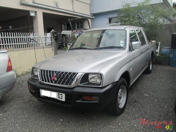 2003' Mitsubishi L 200 photo #1