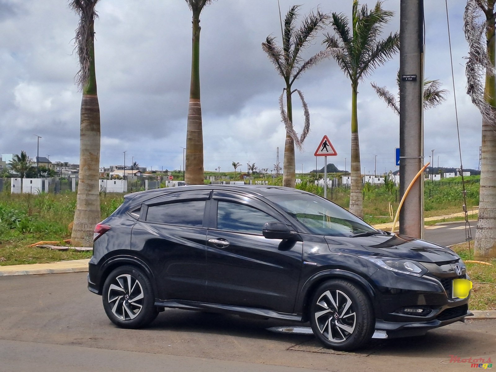 2017' Honda VEZEL RS HYBRID photo #2