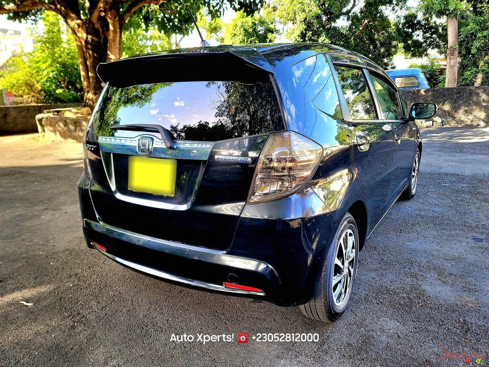 2013' Honda Fit Hybrid photo #5