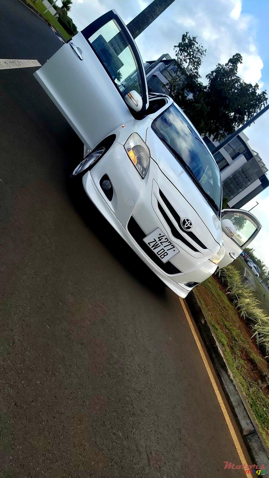 2008' Toyota photo #6