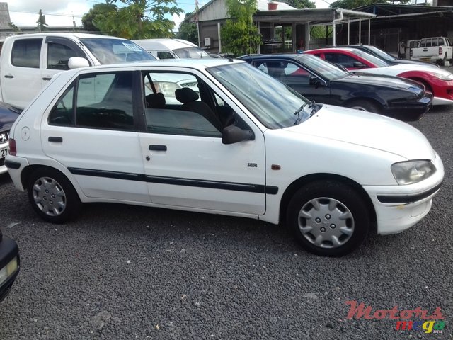 1998' Peugeot 106 photo #2