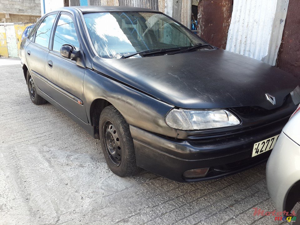 1997' Renault Laguna Laguna photo #2