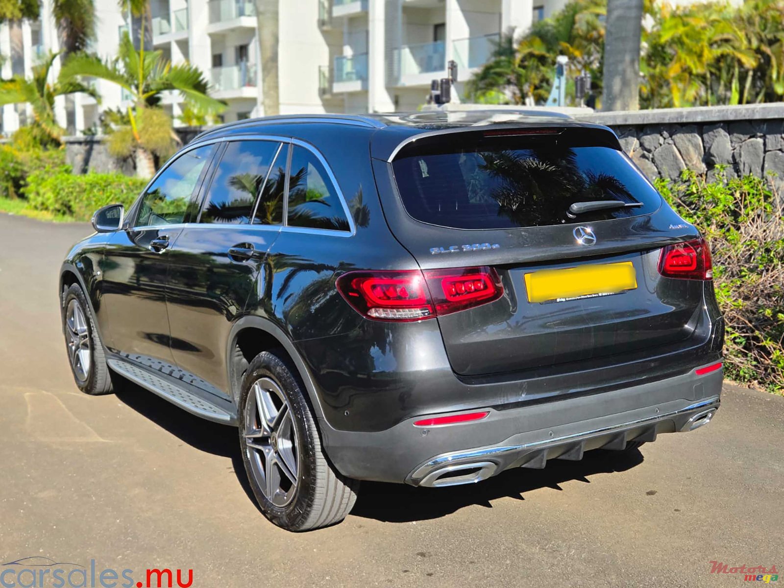 2021' Mercedes-Benz GLC 300 e AMG photo #3