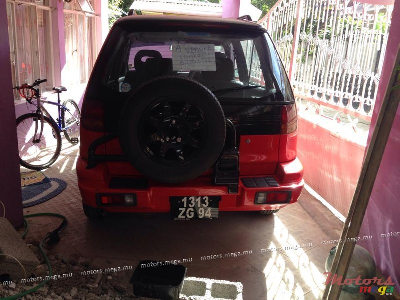 1994' Mitsubishi RVR Sport photo #2