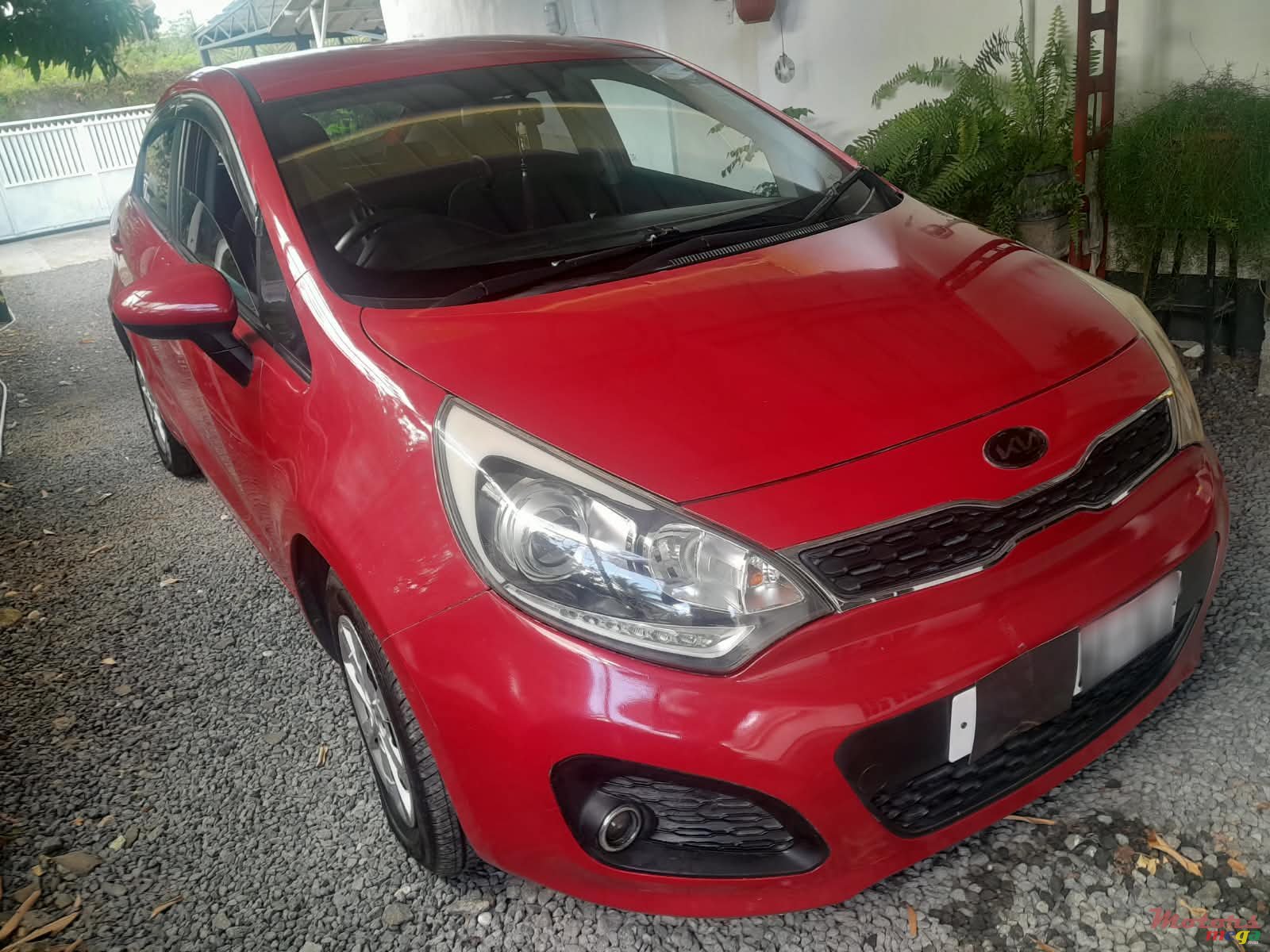 2013' Kia Rio photo #2