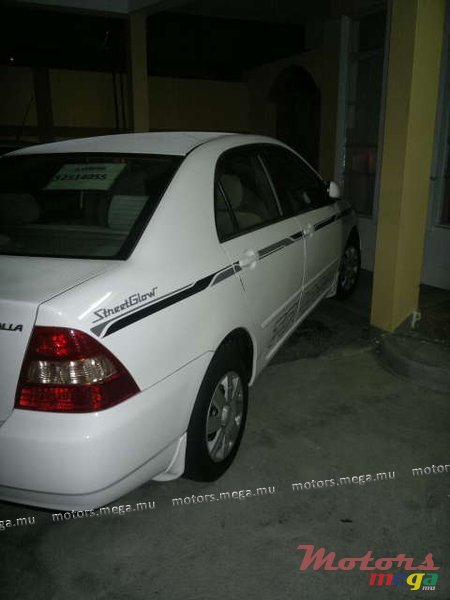 2001' Toyota Corolla NZE 121 photo #6