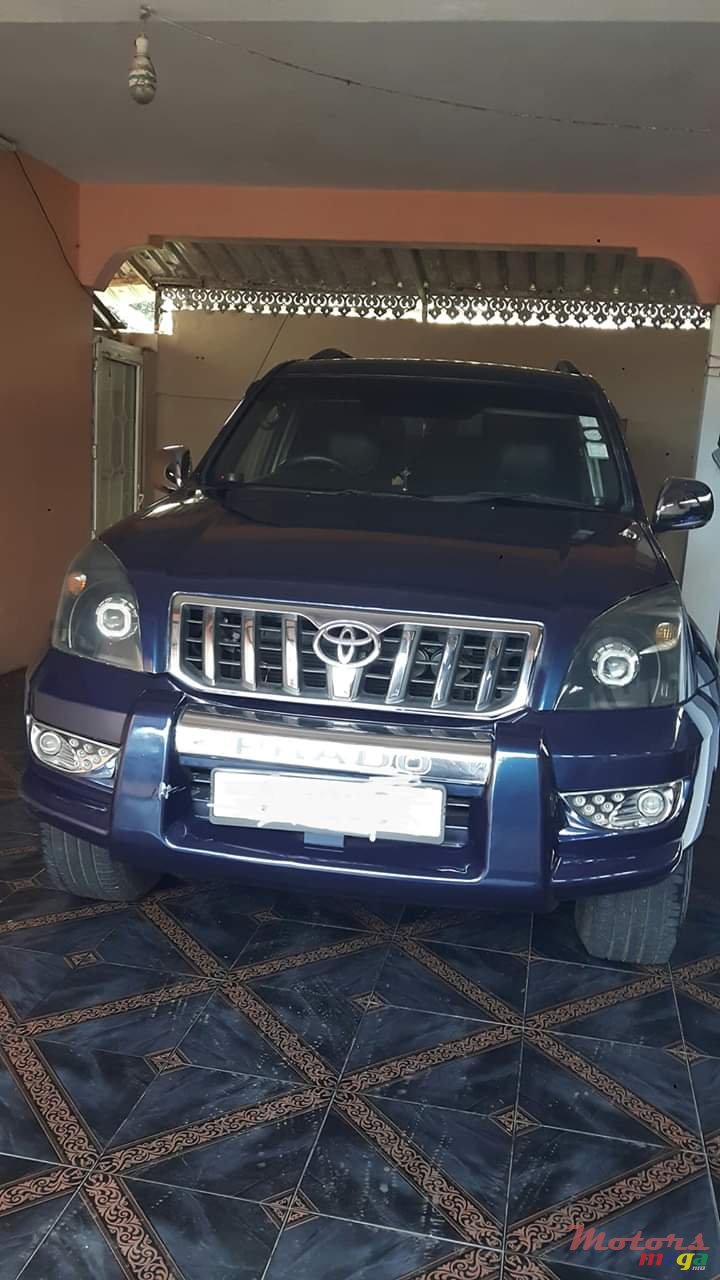 2004' Toyota Prado photo #4