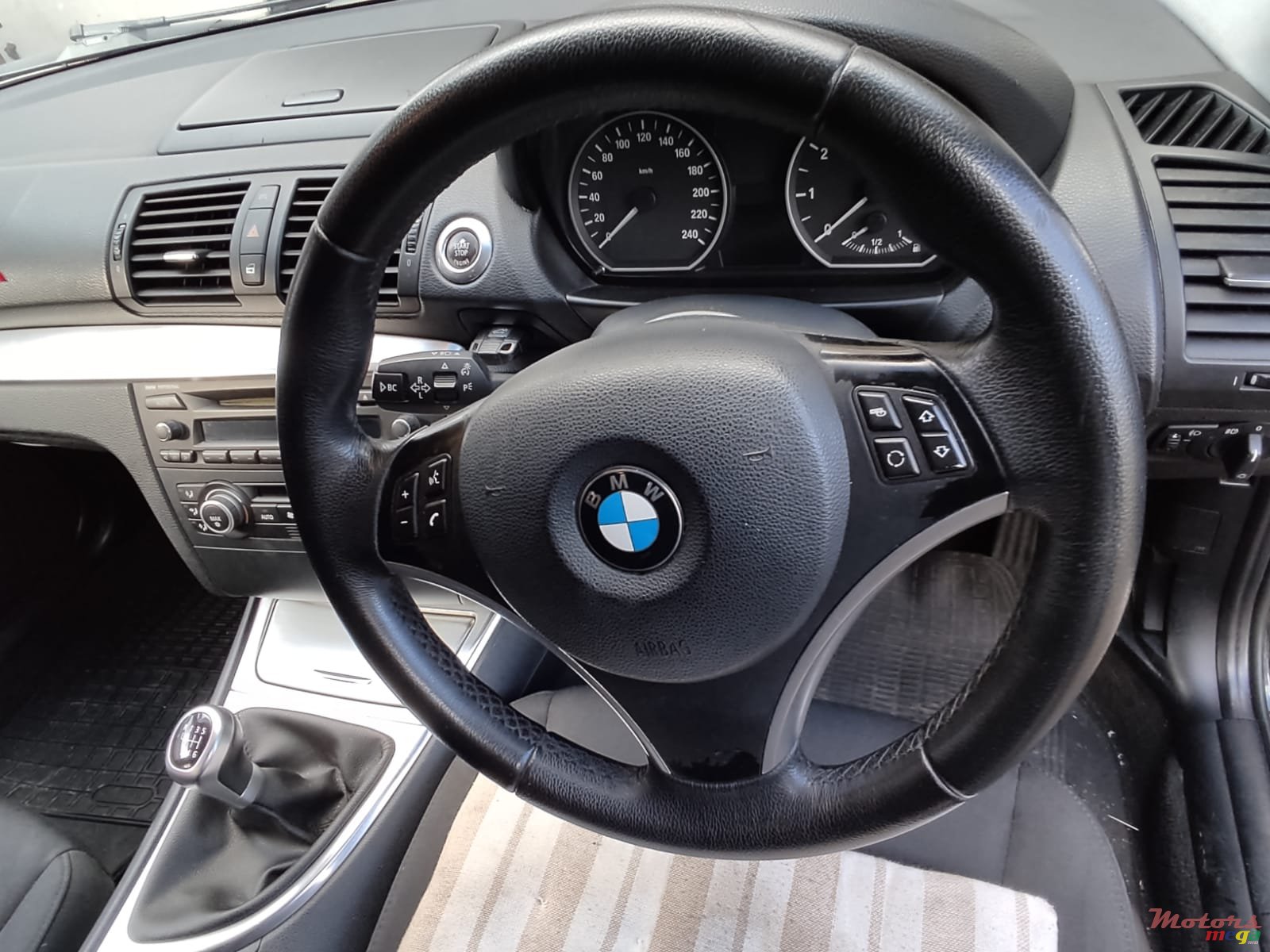 2009' BMW 116 photo #2