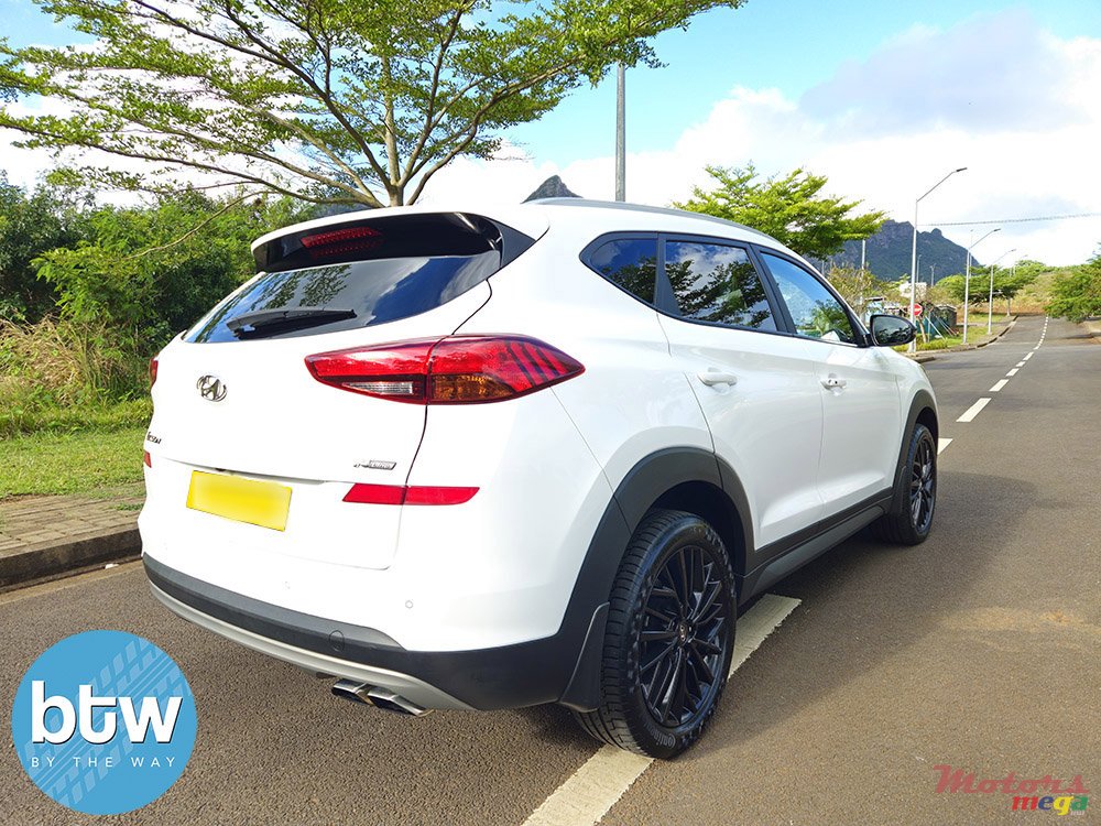 2020' Hyundai Tucson photo #4