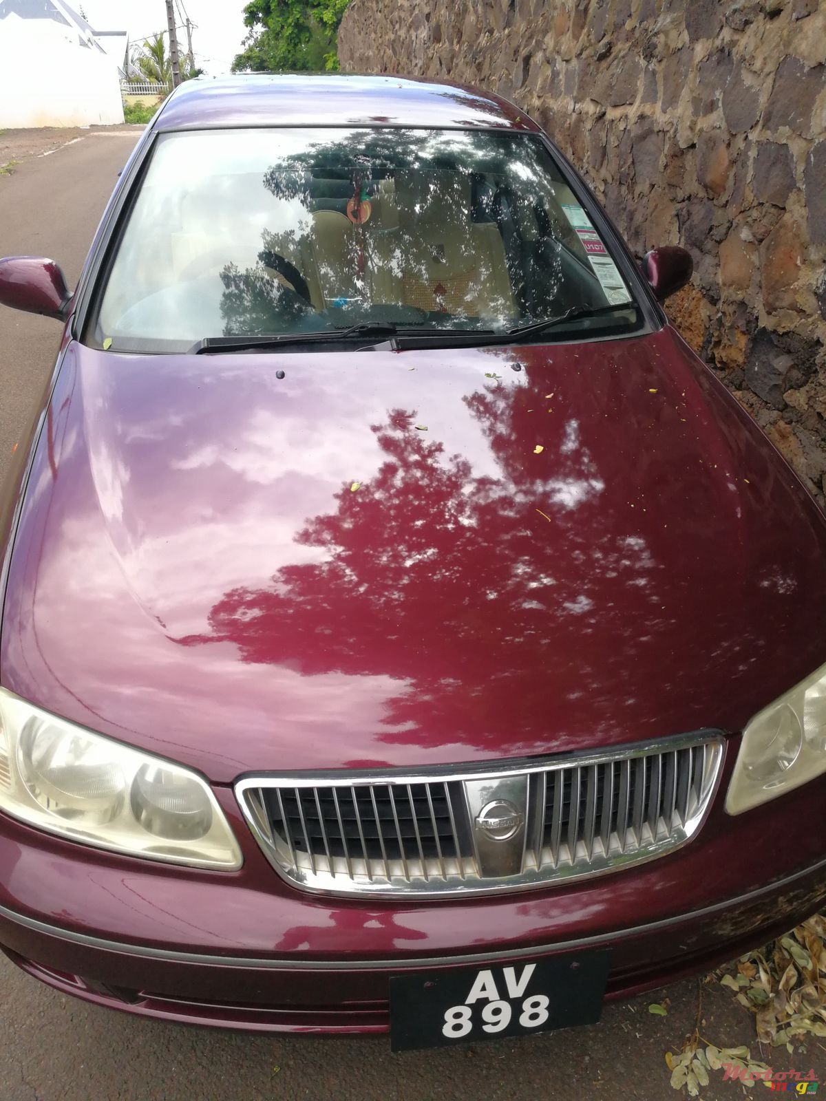 2003' Nissan Sunny photo #2