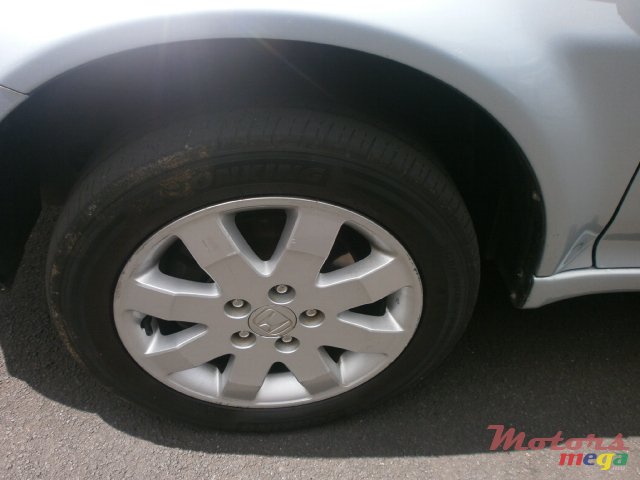 2005' Honda HR-V photo #5