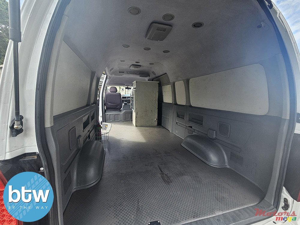 2019' Van Hool HIGER H5C photo #7