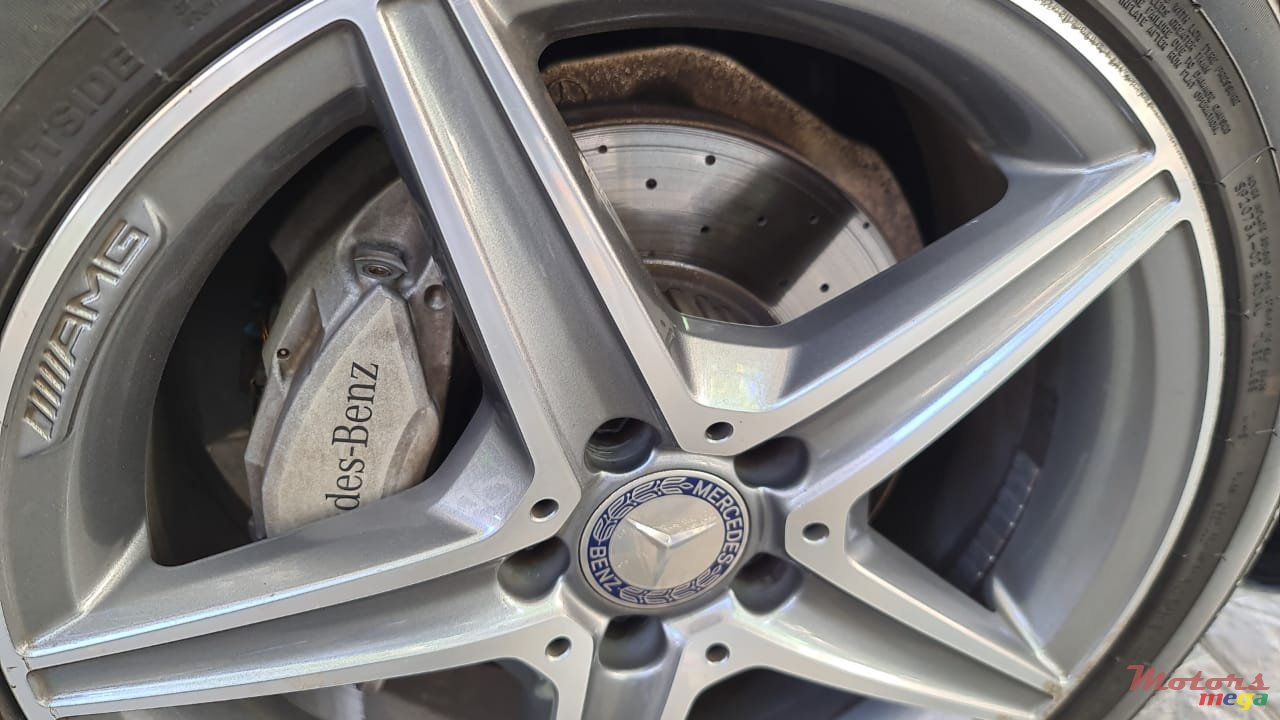 2015' Mercedes-Benz C-Class photo #5