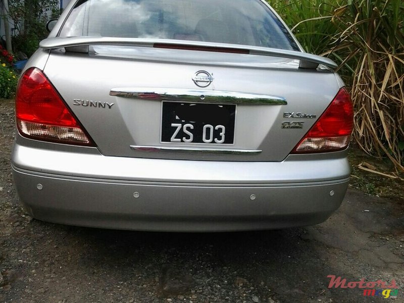 2003' Nissan Sunny photo #1