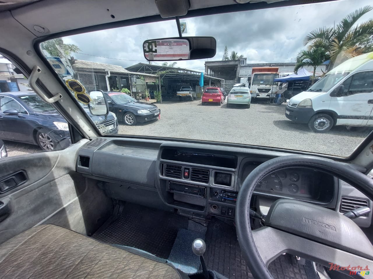 1998' Mazda Bongo photo #5