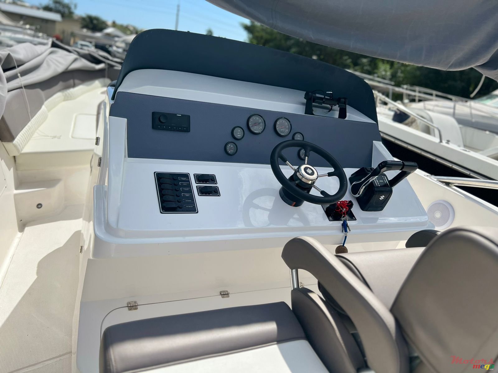 2020' Legend photo #1