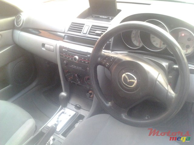 2006' Mazda 323 photo #3