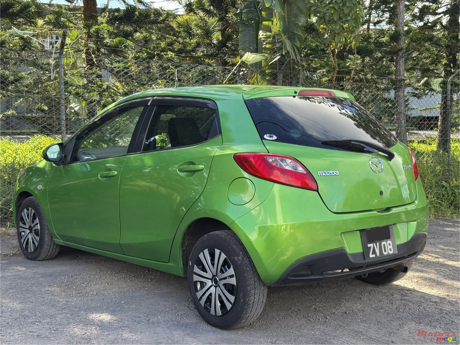 2008' Mazda Demio photo #5