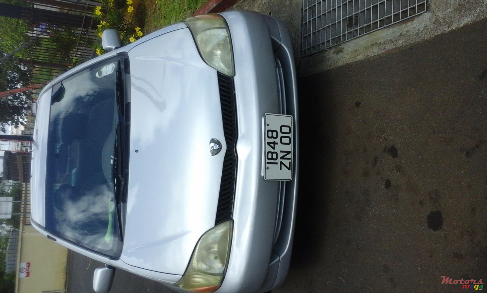 2000' Toyota platz photo #4