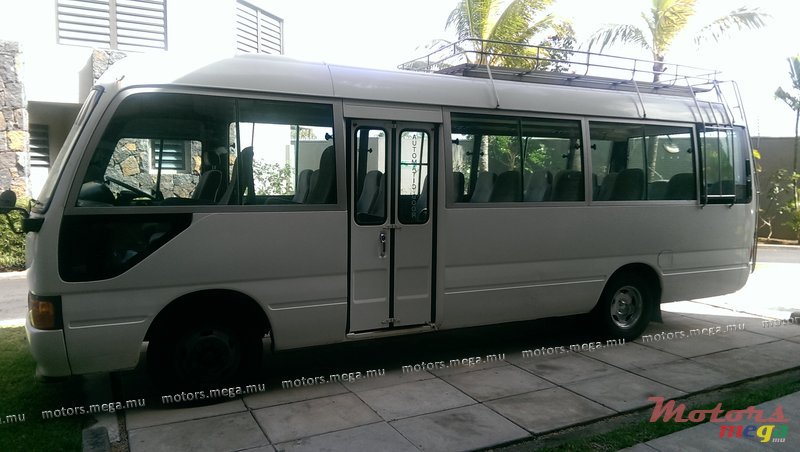 2005' Toyota Coaster Mini Bus photo #1