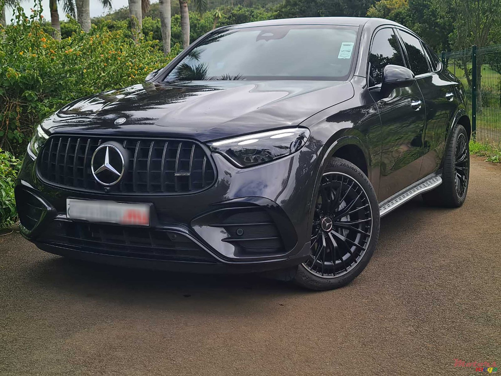 2025' Mercedes-Benz GLC 43 AMG 4Matic photo #1