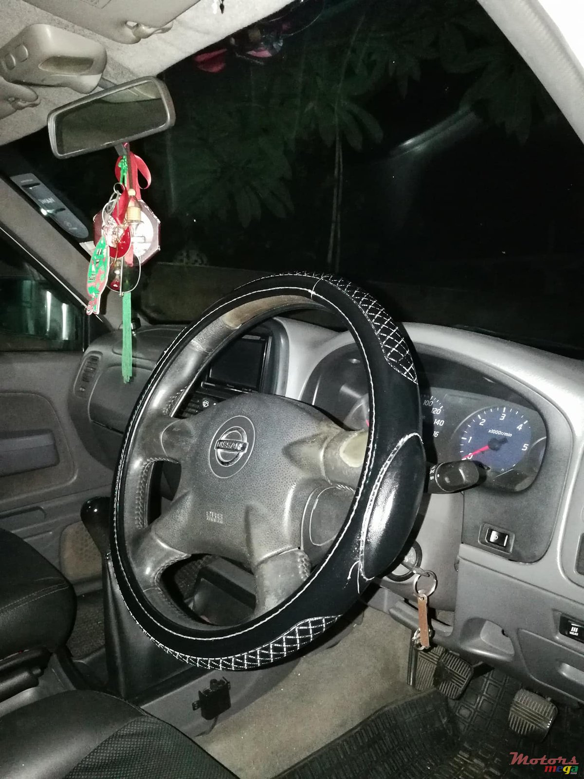 2003' Nissan Hardbody photo #5