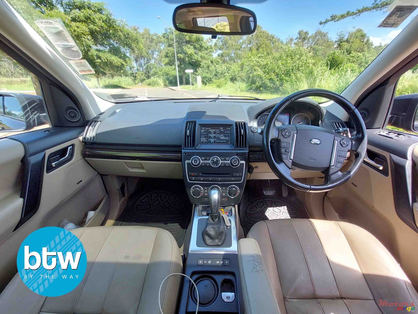 2013' Land Rover Freelander photo #6