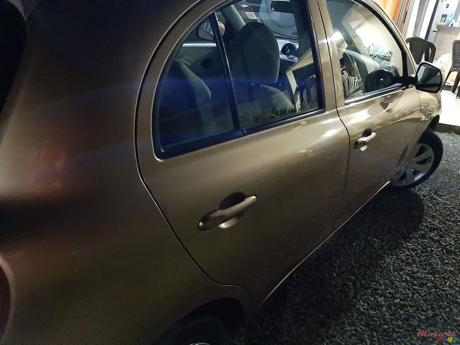 2011' Nissan photo #4