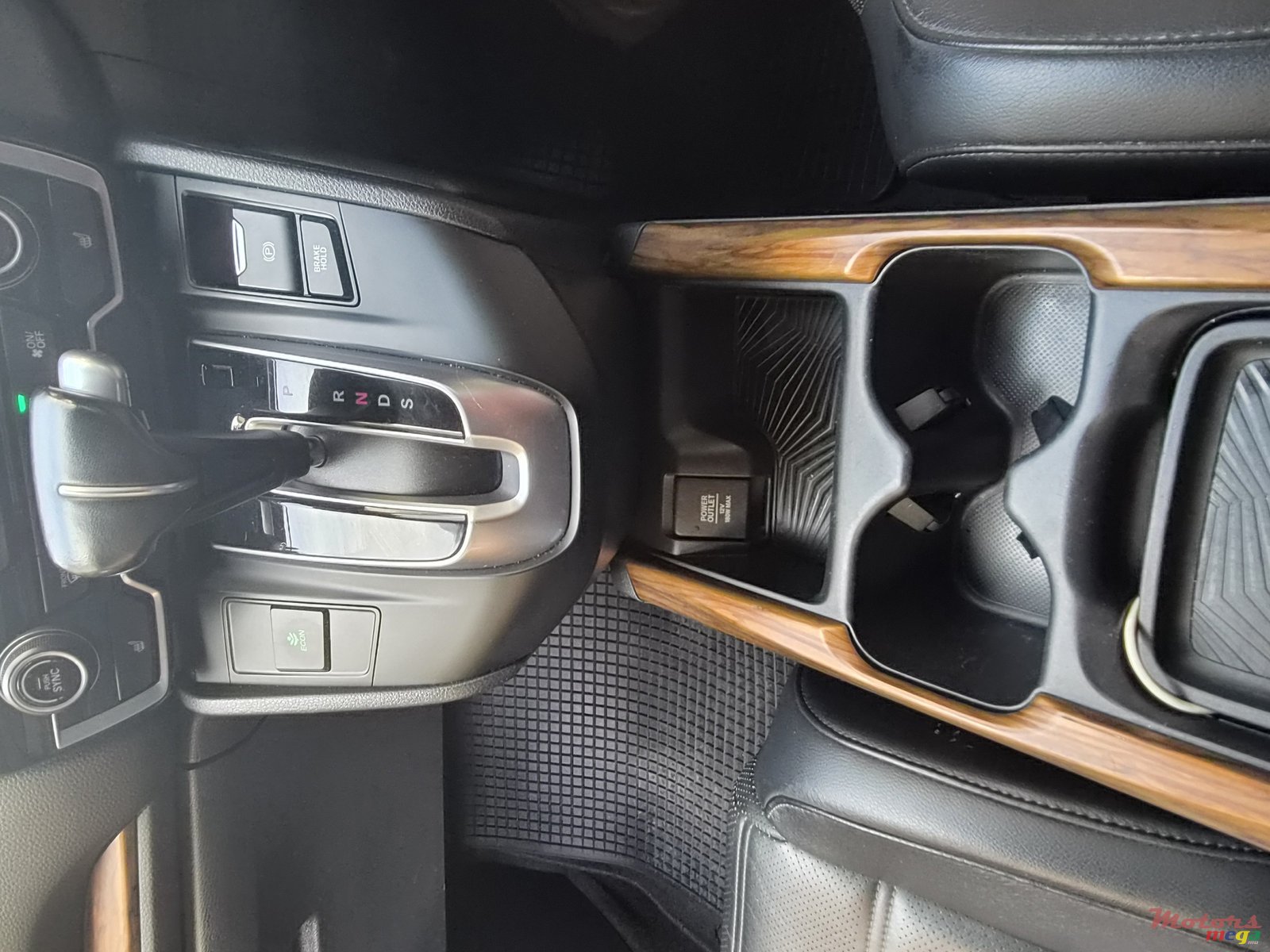 2018' Honda CR-V CRV TURBO EXECUTIVE  1.5 photo #5