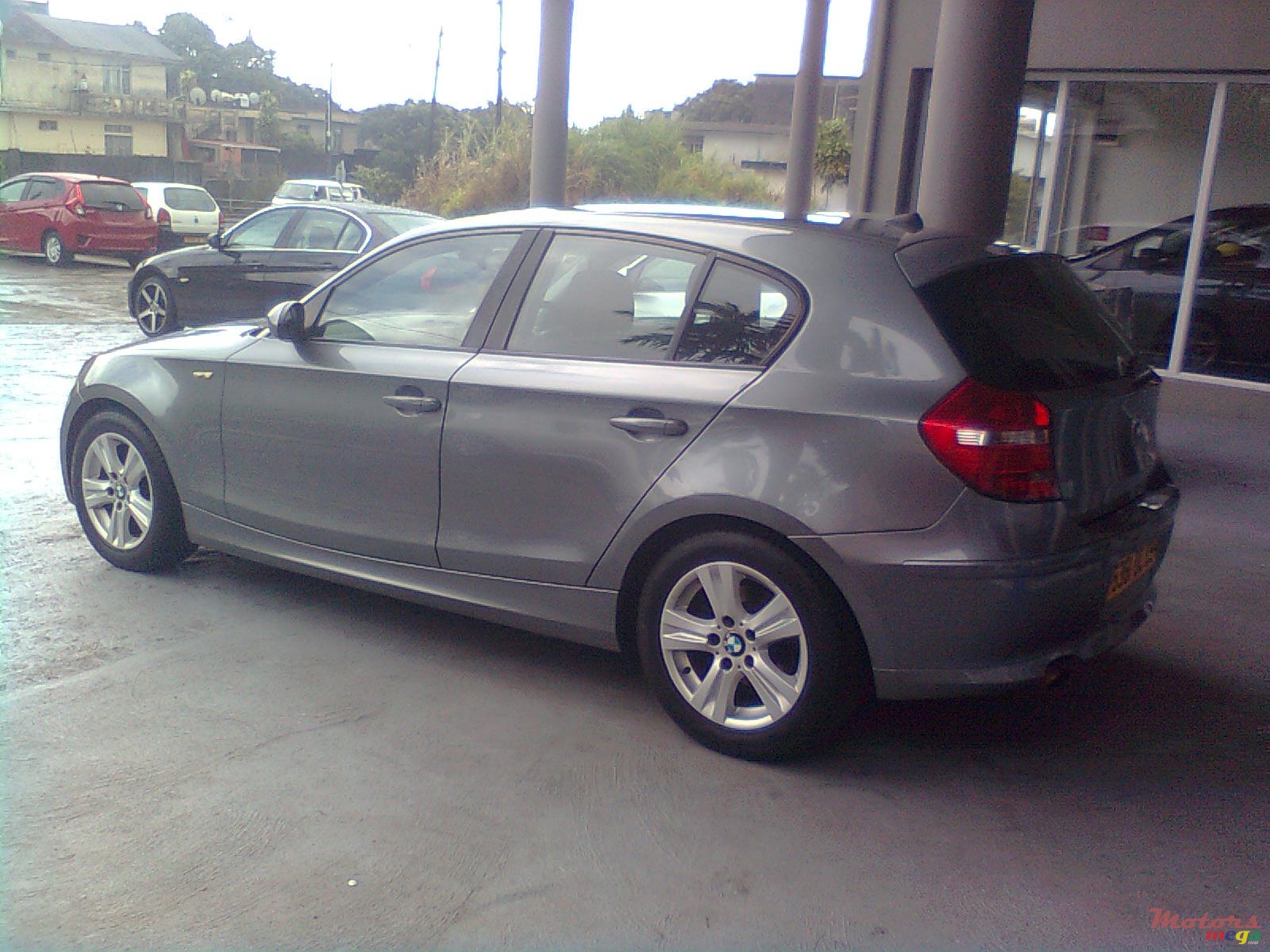 2009' BMW 116 photo #2