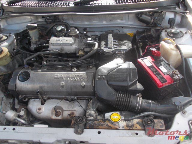 1997' Daihatsu Charade (Model Starlet) photo #5