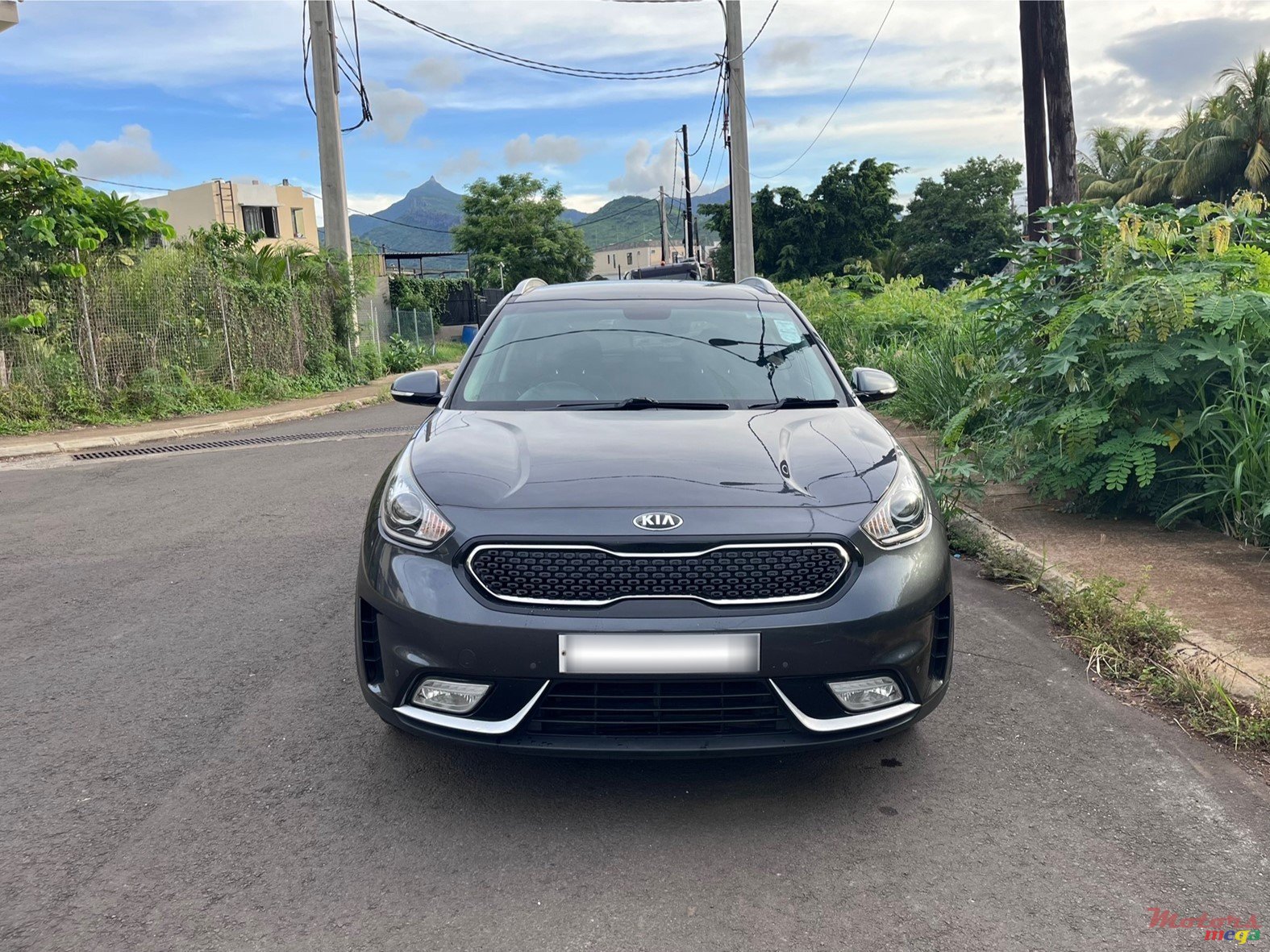 2019' Kia Niro photo #2