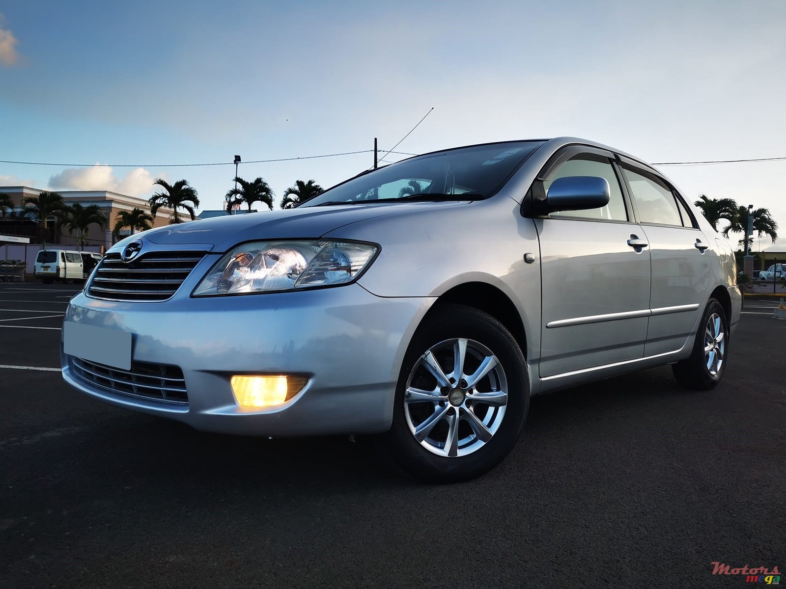 2004' Toyota Corolla NZE121 photo #4