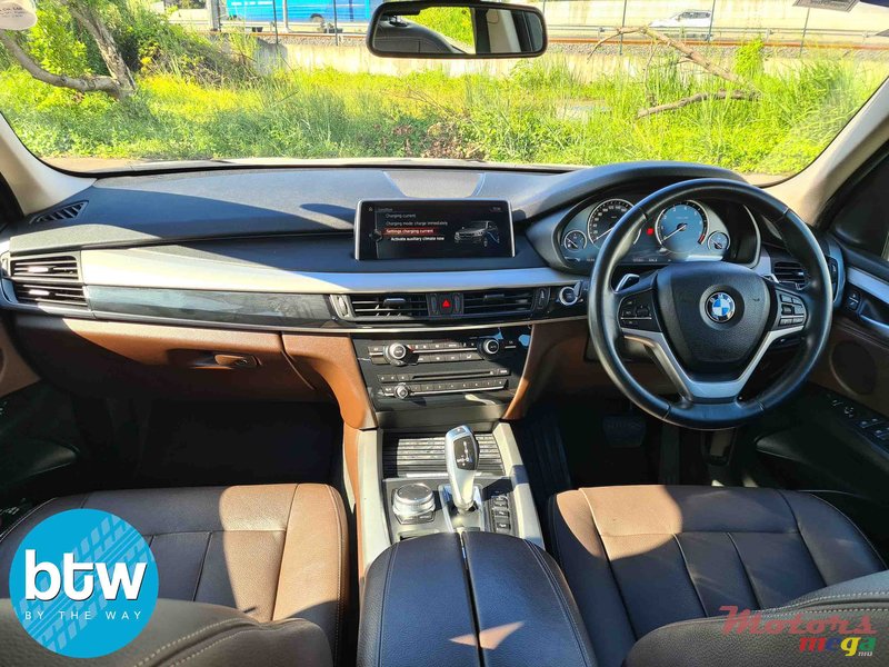 2017' BMW X5 photo #6
