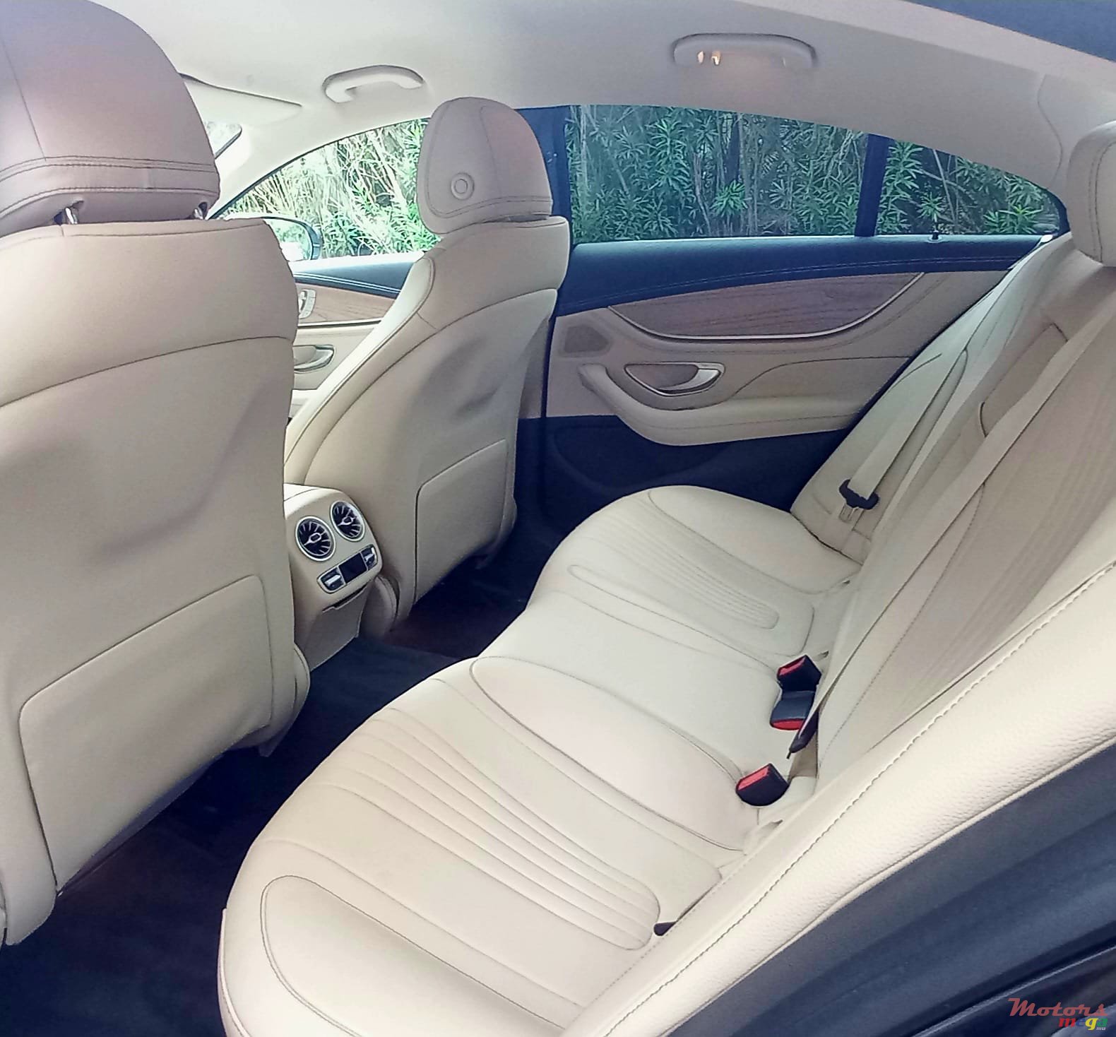 2021' Mercedes-Benz photo #5