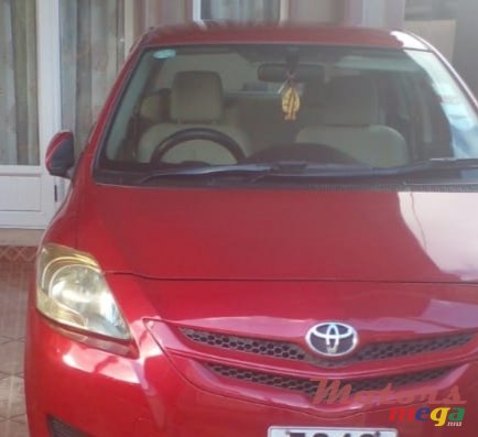 2006' Toyota BELTA photo #3