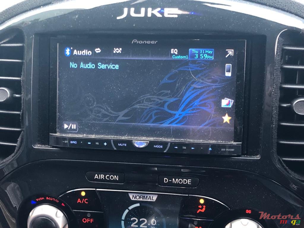 2012' Nissan Juke photo #4