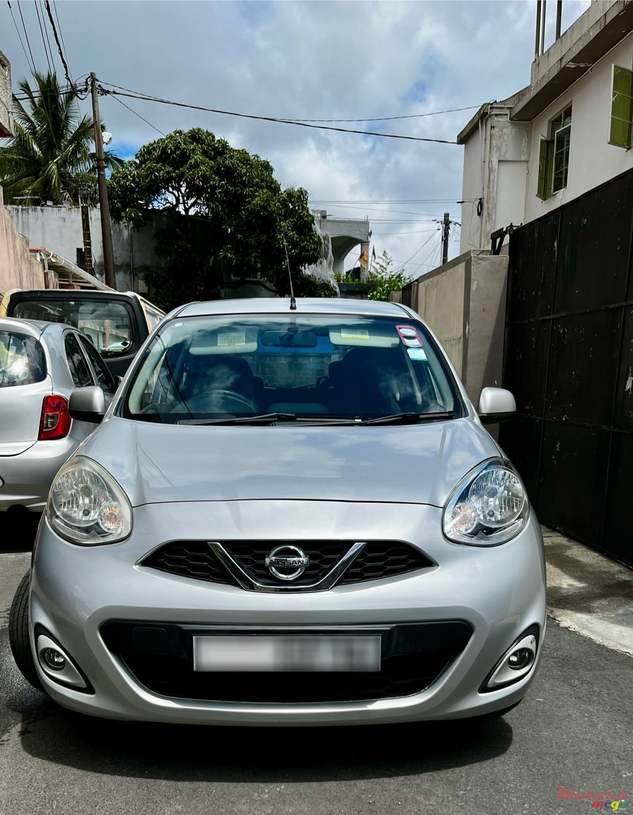 2014' Nissan March photo #1