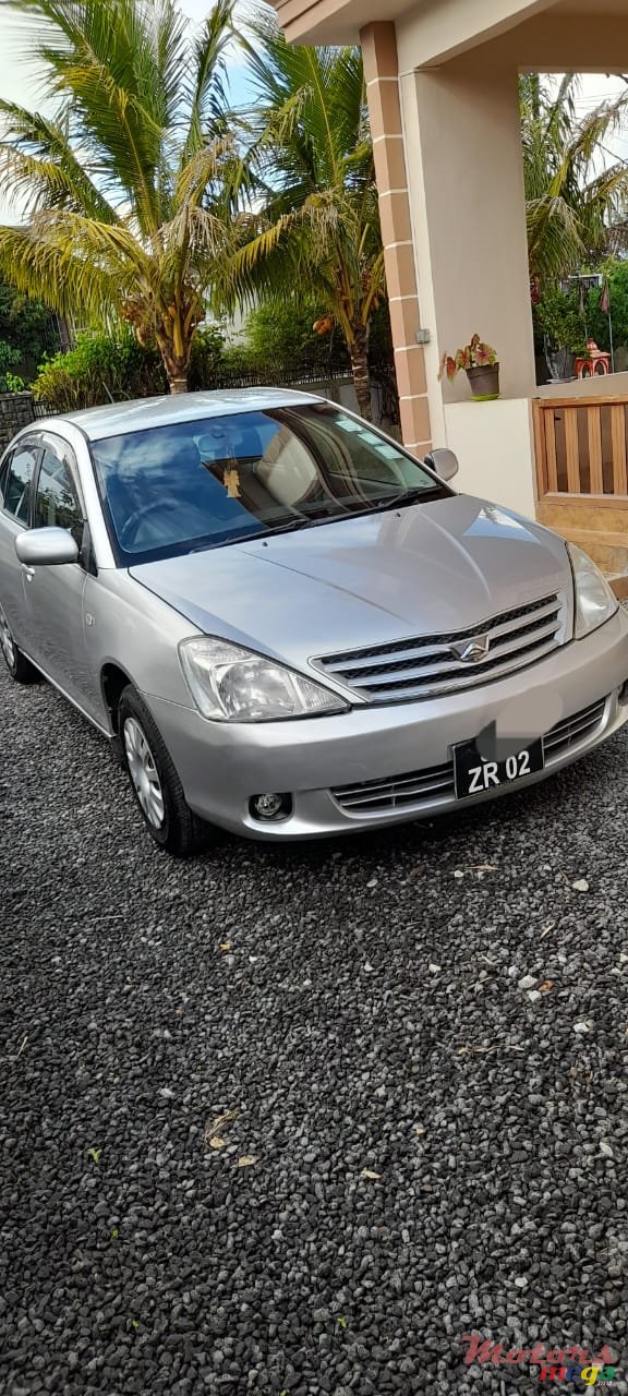 2002' Toyota Allion Japon photo #3
