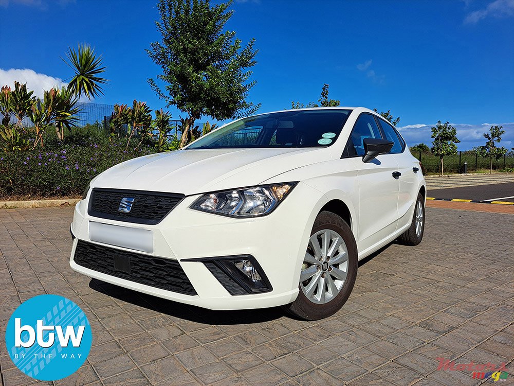 2022' SEAT Ibiza photo #2