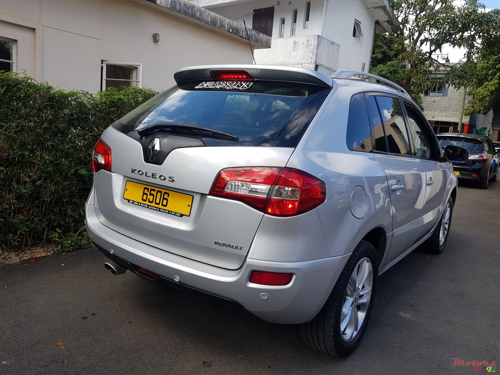 2010' Renault Koleos Automatic photo #4